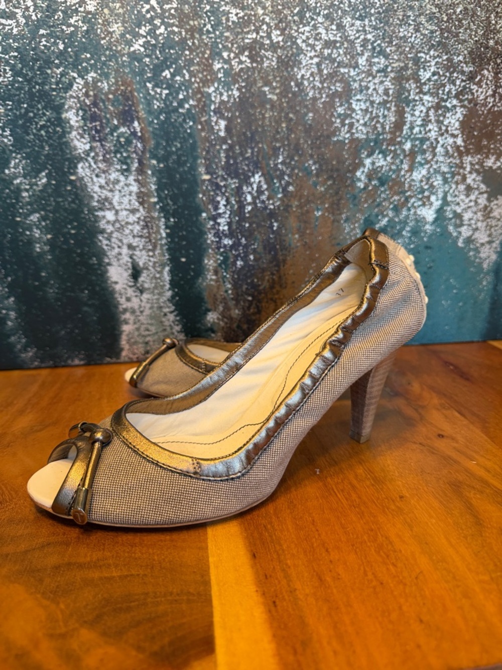 Tod’s Minimalist Quiet Luxury Canvas Leather Peep Toe Heels Beige Brown (GUC)